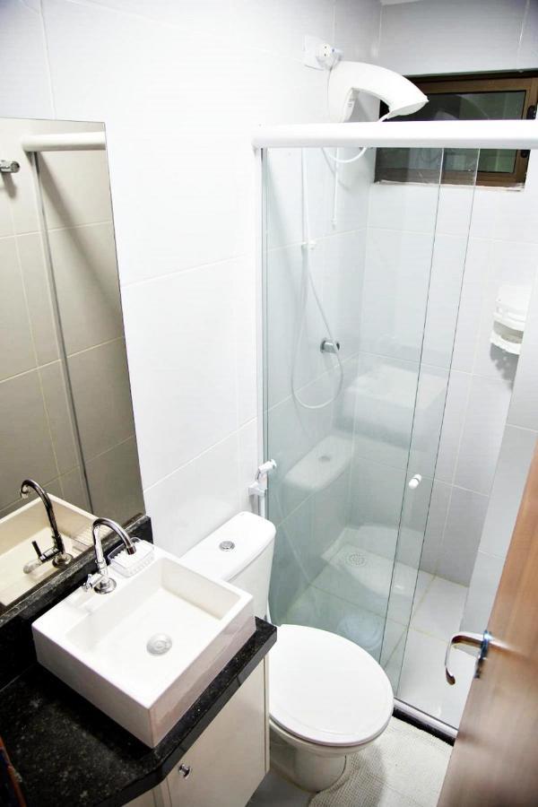 Apartamento , 2 Quartos, Proximo A Vila, 80 M Do Mar Порту-де-Галиньяш Номер фото